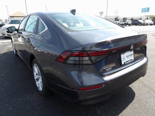 2025 Honda Accord LX 1.5T