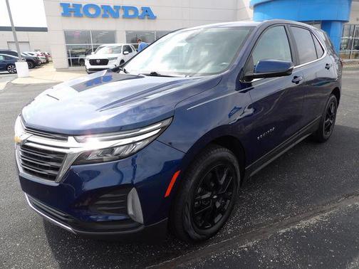 Blue Glow Metallic 2022 Chevrolet Equinox 1LT