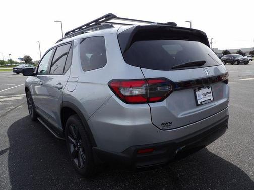 Solar Silver Metallic 2026 Honda Pilot Sport