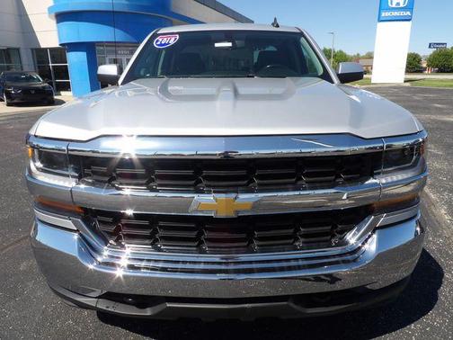 Silver Ice Metallic 2018 Chevrolet Silverado 1500 1LT