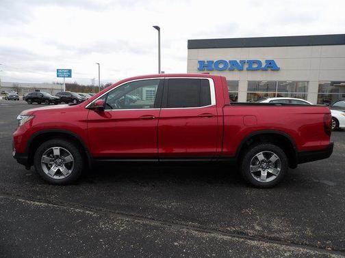 Radiant Red Metallic II 2026 Honda Ridgeline RTL