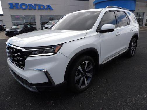 Platinum White Pearl 2025 Honda Pilot Elite