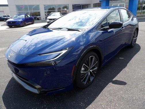 2024 Toyota Prius XLE