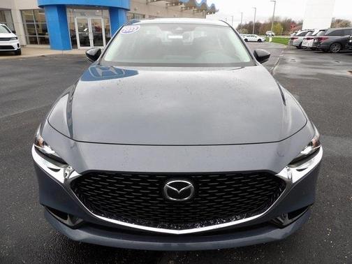 2022 Mazda Mazda3 Carbon Edition