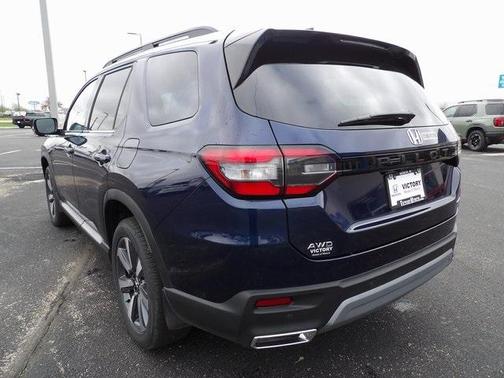 2025 Honda Pilot Touring