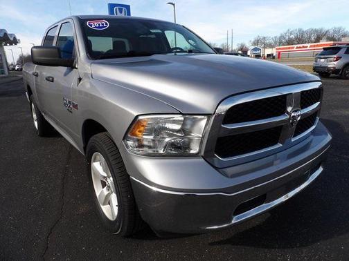 2022 RAM 1500 Classic SLT