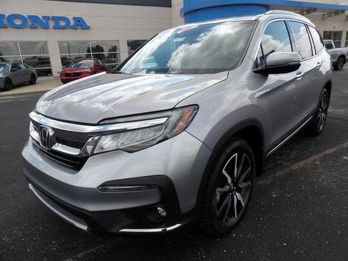 2022 Honda Pilot Touring 8-Passenger