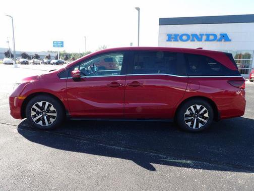 Radiant Red Metallic II 2026 Honda Odyssey EX-L