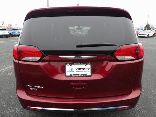 2018 Chrysler Pacifica Touring-L Plus