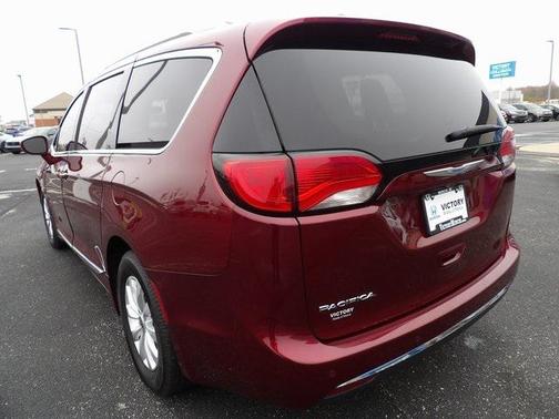 2018 Chrysler Pacifica Touring-L Plus