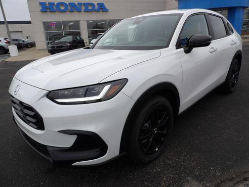 Platinum White Pearl 2027 Honda HR-V Sport