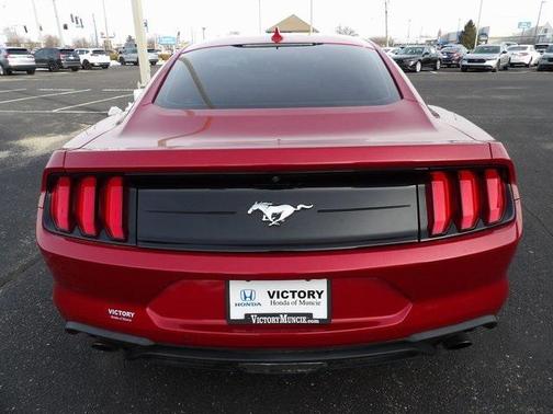 2021 Ford Mustang EcoBoost