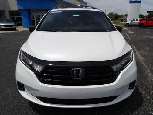 Platinum White Pearl 2024 Honda Odyssey Sport