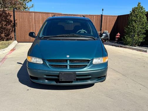 2000 Dodge Grand Caravan SE