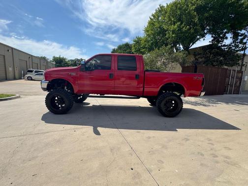 Arizona Beige Clearcoat Metallic 2002 Ford F-250 Lariat
