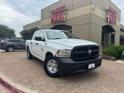 Bright White Clearcoat 2022 RAM 1500 Tradesman