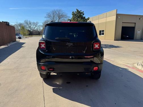 2016 Jeep Renegade Trailhawk