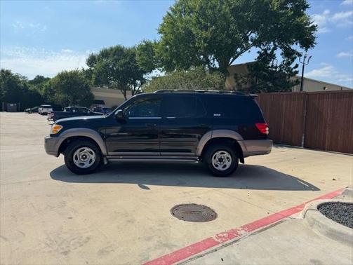 2002 Toyota Sequoia SR5