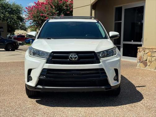 2019 Toyota Highlander SE