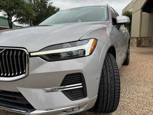 2022 Volvo XC60 B5 Inscription