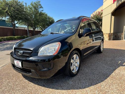 Black 2008 Kia Rondo LX V6