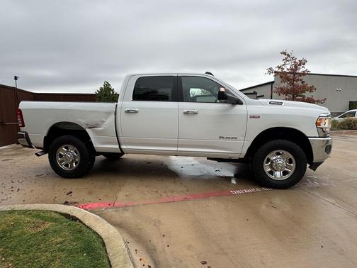 2019 RAM 2500 Big Horn Crew Cab 4x4 6'4'' Box
