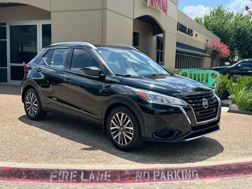2021 Nissan Kicks SV