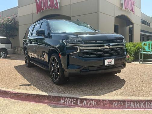 Black 2021 Chevrolet Suburban RST