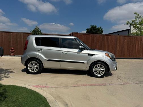Bright Silver 2012 Kia Soul +