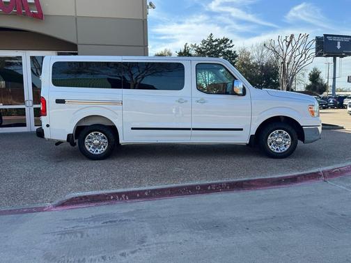 2020 Nissan NV Passenger NV3500 HD SL V8