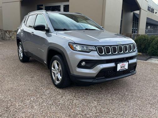 2023 Jeep Compass Latitude