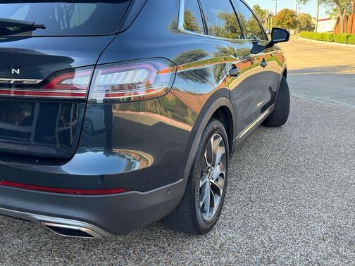 2022 Lincoln Nautilus Reserve