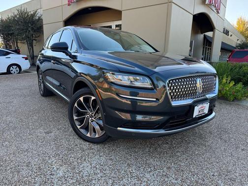 2022 Lincoln Nautilus Reserve