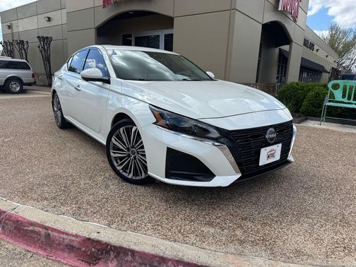 2023 Nissan Altima 2.5 SL