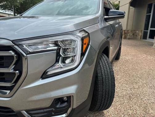 2023 GMC Terrain AWD AT4