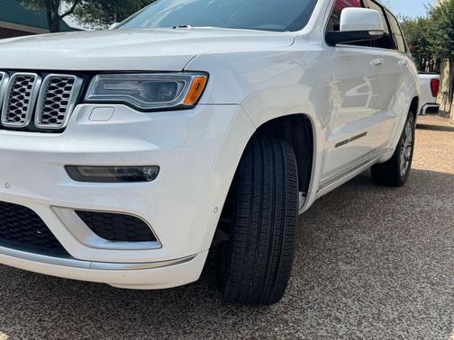 Ivory 3-Coat 2020 Jeep Grand Cherokee Summit