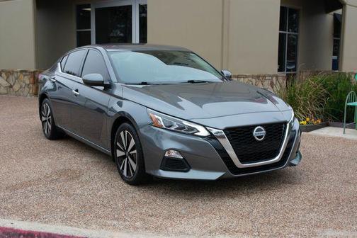 2021 Nissan Altima 2.5 SV