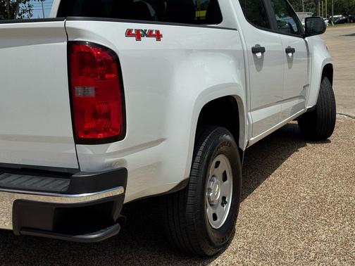 Summit White 2018 Chevrolet Colorado WT