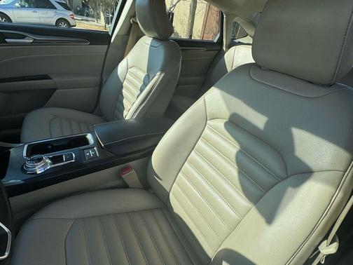 2019 Ford Fusion Hybrid SEL