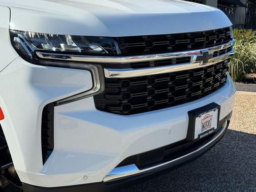 2022 Chevrolet Suburban LS