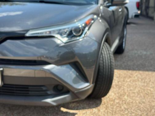 2019 Toyota C-HR LE