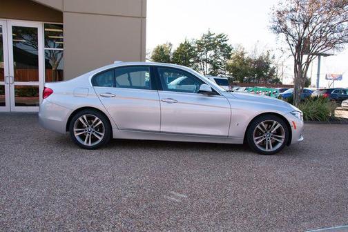 2017 BMW 330e iPerformance