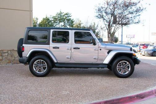 2020 Jeep Wrangler Unlimited Sahara