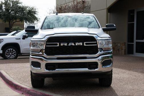 2021 RAM 3500 Tradesman Crew Cab 4x4 8' Box