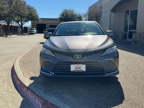 2022 Toyota Camry XLE