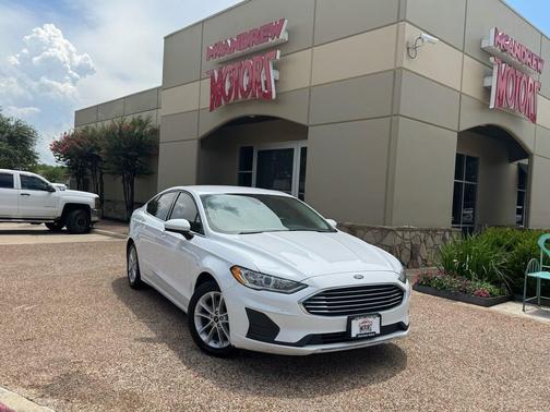 White 2020 Ford Fusion Hybrid SE
