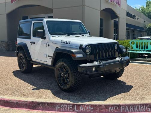 Bright White Clearcoat 2023 Jeep Wrangler Willys
