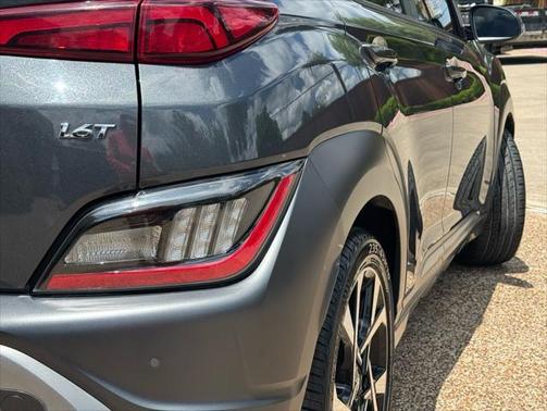 2022 Hyundai KONA Limited