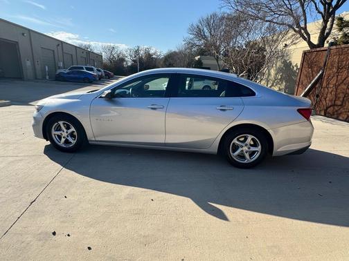 2017 Chevrolet Malibu 1LS