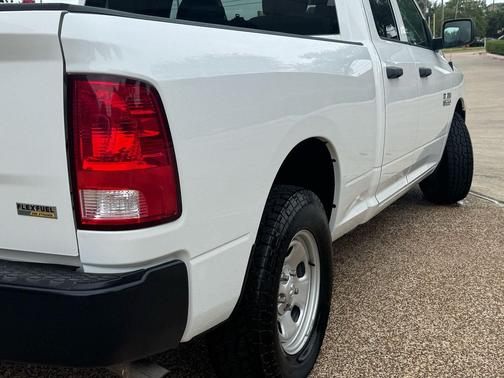 Bright White Clearcoat 2018 RAM 1500 Tradesman